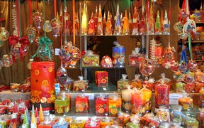 Christmas market stall, Vienna
